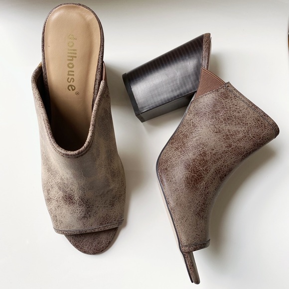 Peep Toe Chunky Heeled Mules - Picture 1 of 10
